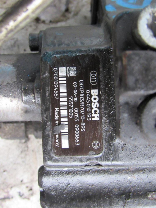 Паливний насос Opel Insignia Sports Tourer 2.0 cdti 2009-2013 (0445010193) Ковель - фото 1