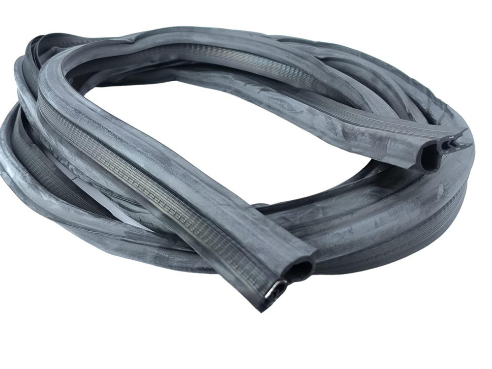 Ущільнювач 2101, 2103, 2106 (3720 мм) багажника Мукачево - фото 1