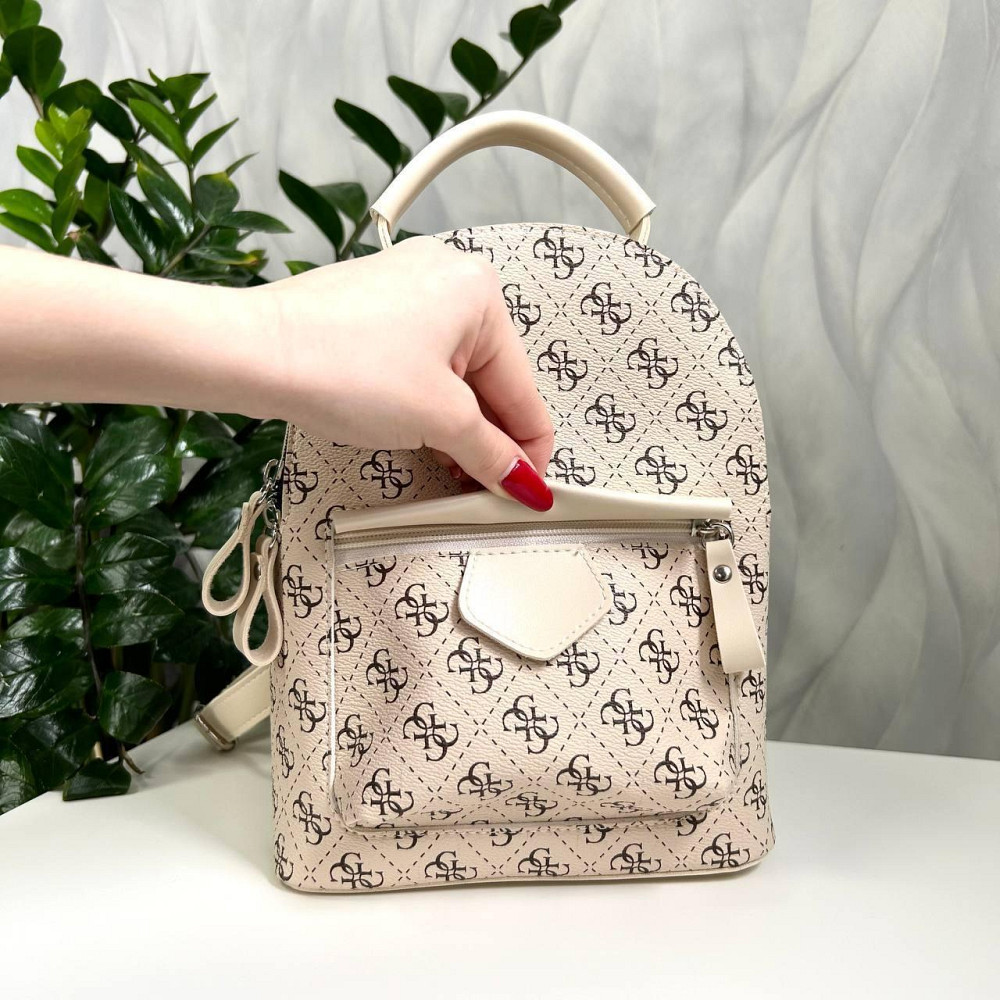 Женский рюкзак классический брендовый. Женский маленький брендовый рюкзак Бежевый 816 Киев - изображение 7