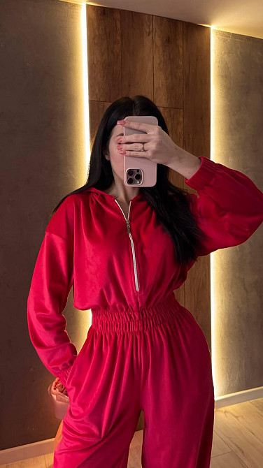 Жіночий стильний повсякденний комбінезон велюр плюш Червоний, 42/44 Одеса - фото 8