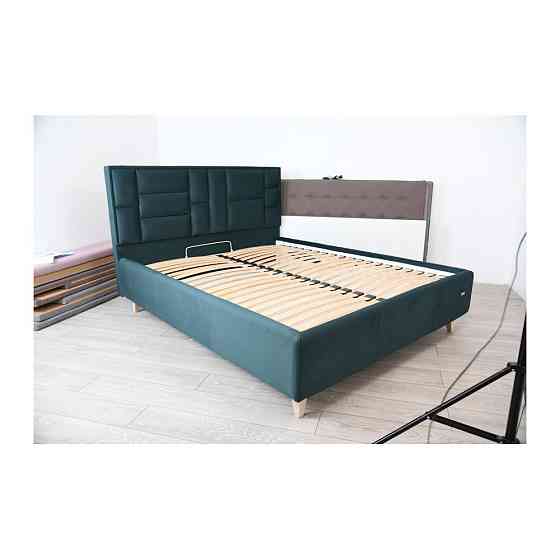 Кровать TaurusDesign Emilia Standart на ножках 180x190 темно-синий Киев