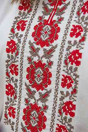 Вишиванка жіноча лляна, молочна топ Київ