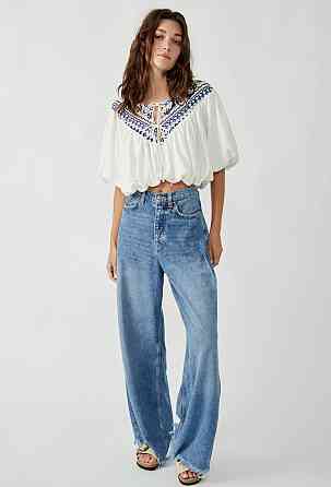 Жіноча романтична вишиванка з об'ємними рукавами-ліхтариками до ліктя 46 Одеса