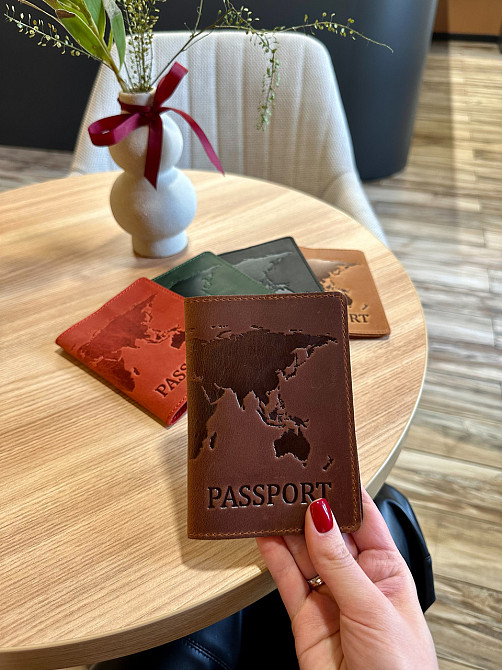 Кожаная обложка для паспорта с надписью Ukraine Киев - изображение 5