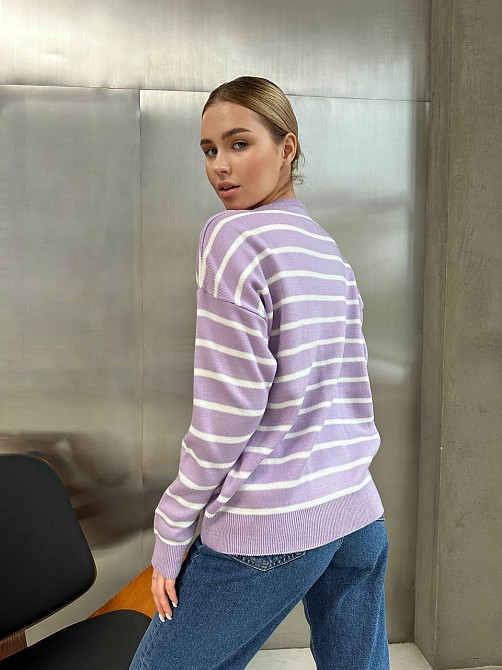 Жіночий базовий смугастий светр оверсайз вовна 70% акрил 30% Лаванда Одеса - фото 8