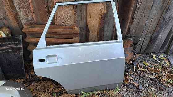 Задняя правая дверь на ВАЗ 2109 Киев