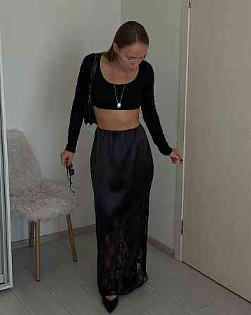 Женская стильная длинная шелковая юбка с кружевом. Одесса