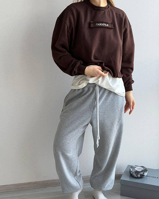 Жіночий оверсайз світшот з написом "Bulochka" турецька петля Шоколад Одеса - фото 6