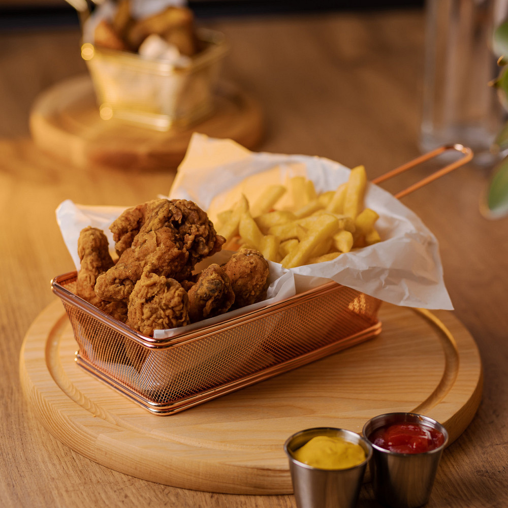 Рожева корзина для подачі картоплі фрі та снеків Київ - фото 2