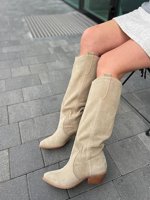 Nikos Чоботи жіночі Niko`s пісочна замша натуральна высота 36 см обхват голени 39-40 см каблук Коломыя - изображение 6
