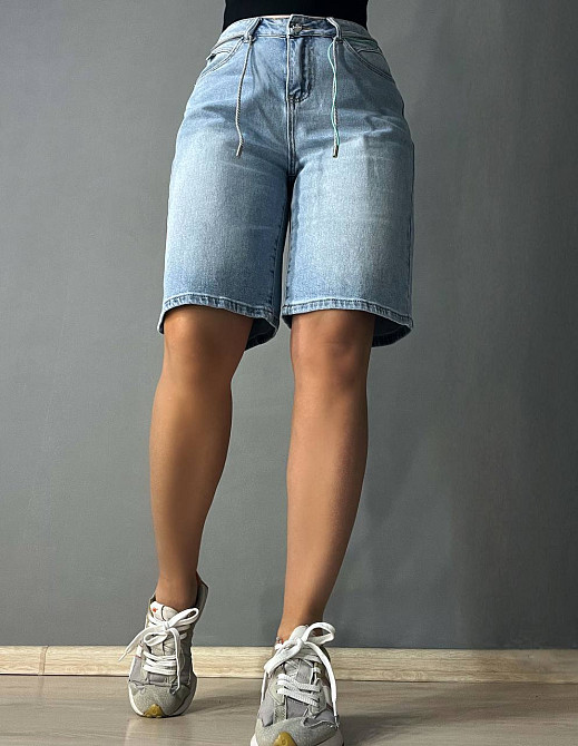 Шорты женские джинсовые LDM 0223 бермуды с поясом-шнурком голубые, голубой, 29, 29, 79 см, 109 см Киев - изображение 11