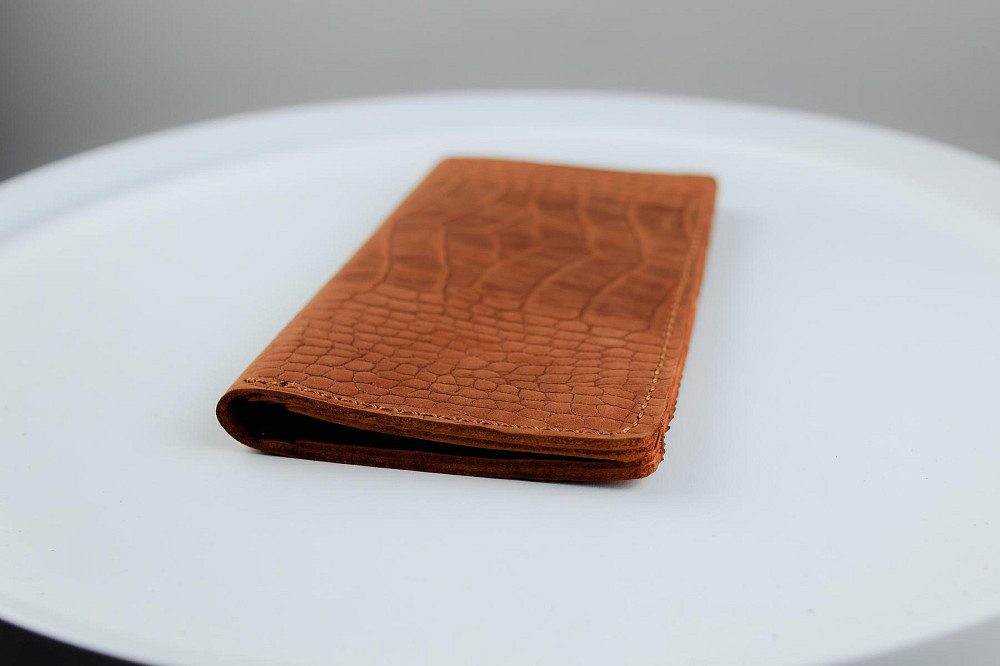 Чоловіче портмоне із натуральної шкіри Crazy Horse тиснення крокодил SH008 (Світло-коричневий) Суми - фото 2