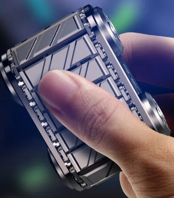 Металевий танк спінер антистрес у футлярі. Харків - фото 7