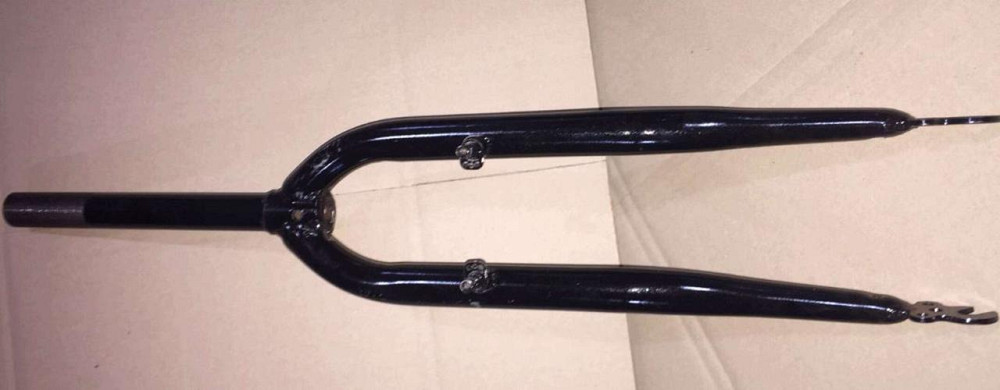 Вилка велосипедная жесткая (c креплением V-brake, 28) (черная) Мукачево - изображение 1