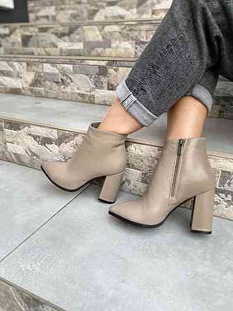 Nivelle Шкіряні черевики жіночі з натуральної шкіри демісезонні весна-осінь 6093/48 бежеві на п Коломия