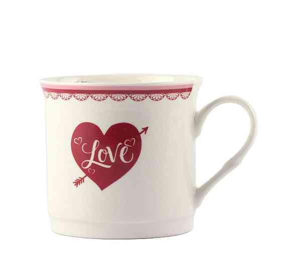 Кружка OOTB Love фарфоровая, белая Ровно