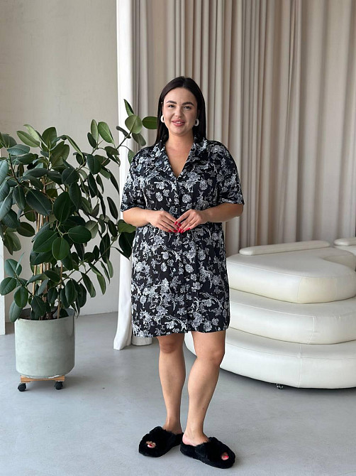 Жіноча шовкова нічна сорочка великих розмірів Ночнушка PLUS SIZE Одяг для дому Сукня для сну з квітами Одеса - фото 3