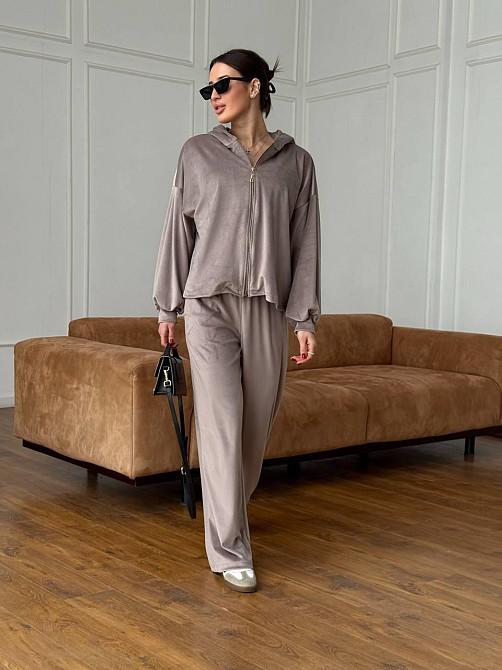 Жіночий повсякденний костюм-трійка: кофта, топ і штани велюр Бежевий, 42/46 Одеса - фото 10