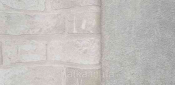 Шпалери вінілові на флізеліні AdaWall Roka 1.06х10 під цеглу структурні білі молочні сріблясті 23104-1 Київ