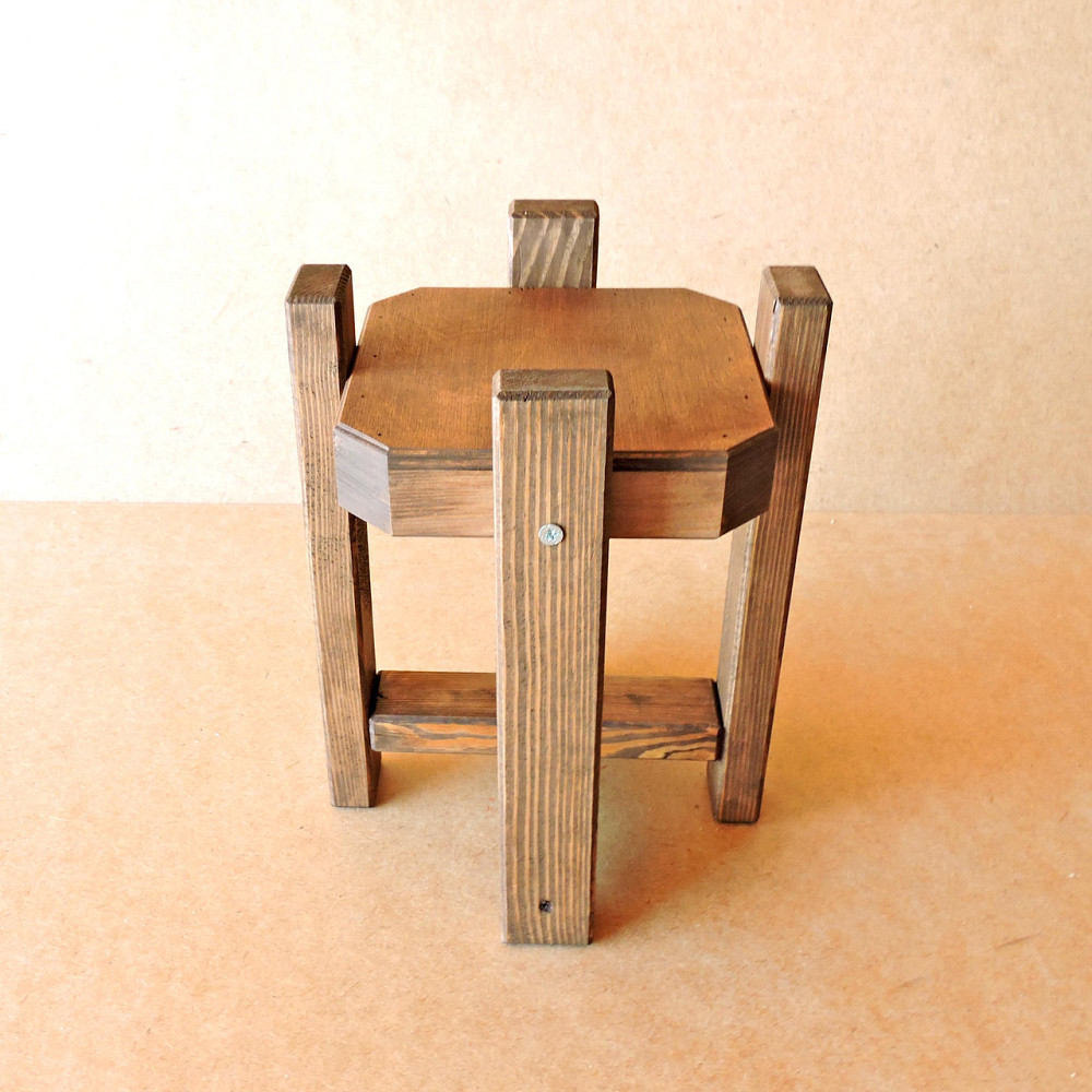 Подставка для цветов 