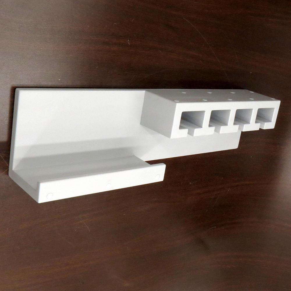 Настенная винная полка 