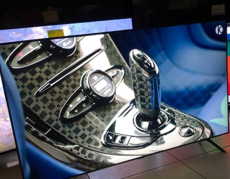 Телевизор: Безрамный 50