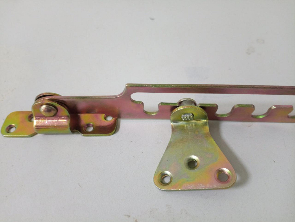 Притримувач віконний зубчатий "P-o" Київ - фото 1