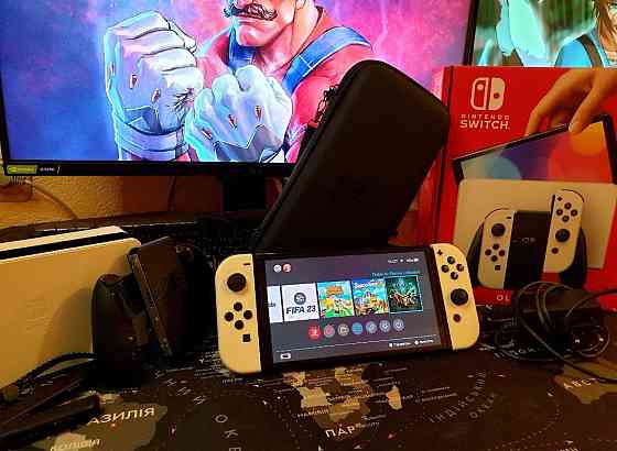 Приставка Nintendo Switch OLED With White Joy-Con Харків