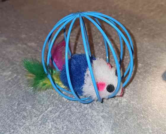 Мячик для котов мышонок погремушка в решетке 6 см синий Киев