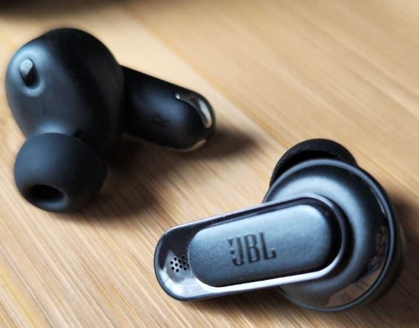 Бездротові навушники JBL Tour Pro 2 ANC+ENC активний сенсорний екран. Київ - фото 3