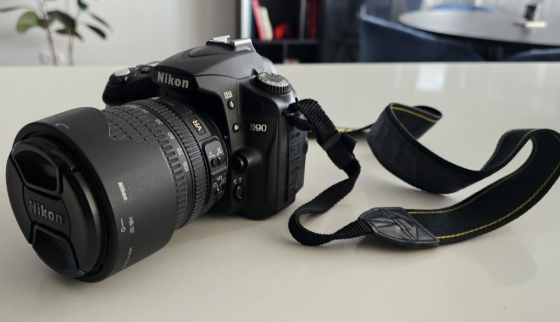 Фотоаппарат Зеркальный Nikon D90 18-105mm. Киев