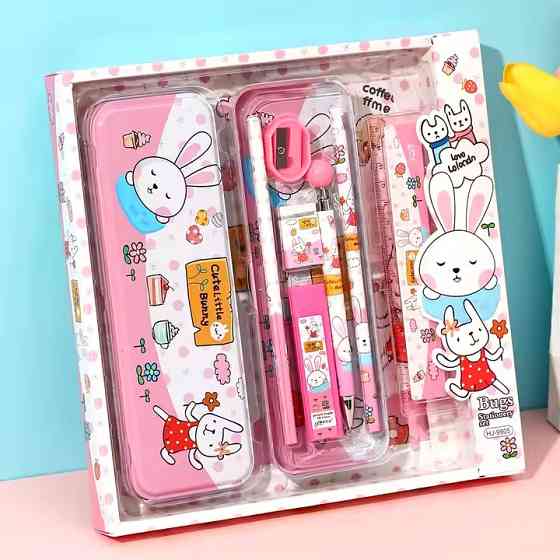 Пенал шкільний «Кролики» з канцелярським приладдям для школи в комплекті Кам'янець-Подільський