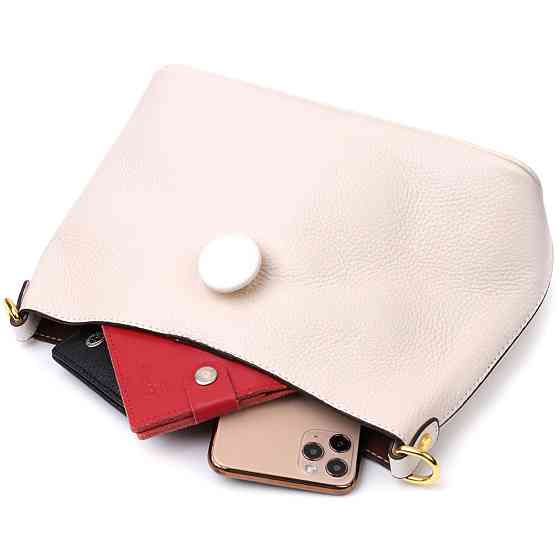 Шкіряна жіноча сумка з оригінальною застібкою ґудзиком Vintage 22321 Біла Київ