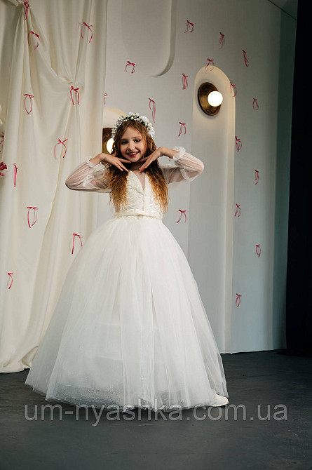 Молочное нарядное платье 134-146 Кривой Рог - изображение 2