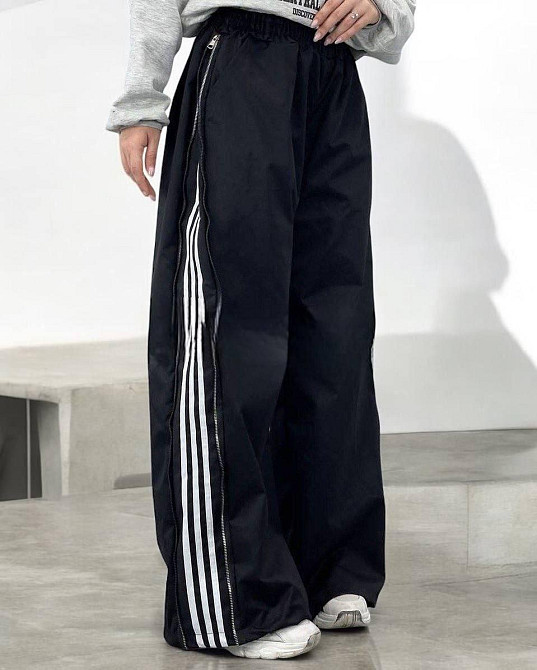 Жіночі стильні плащові штани з лампасами та блискавкою плащівка канада Одеса - фото 1