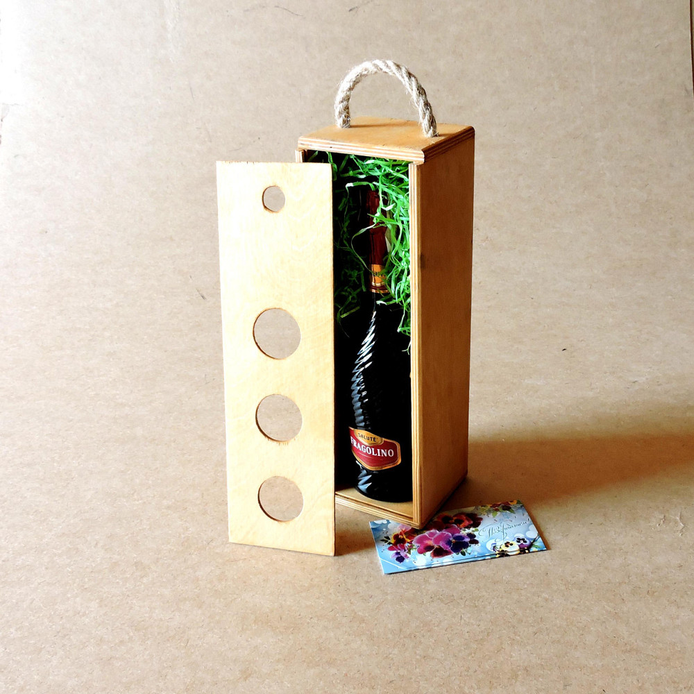 Подарочная коробка 