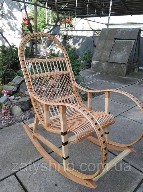 Крісло гойдалка ротангова зручна світло-коричнева Київ - фото 2