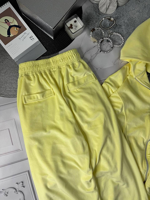 Женский стильный повседневный плюшевый костюм тройка Желтый, 46/48 Одесса - изображение 5