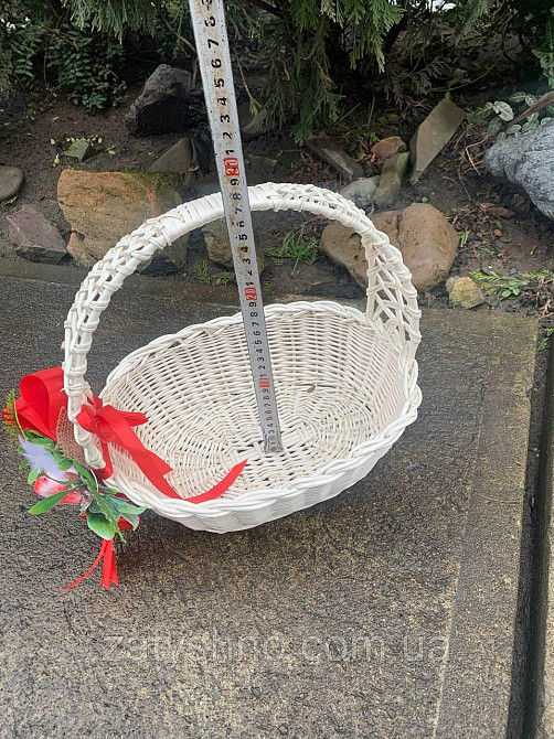 Кошик білий, плетений з прикрасою Київ - фото 4