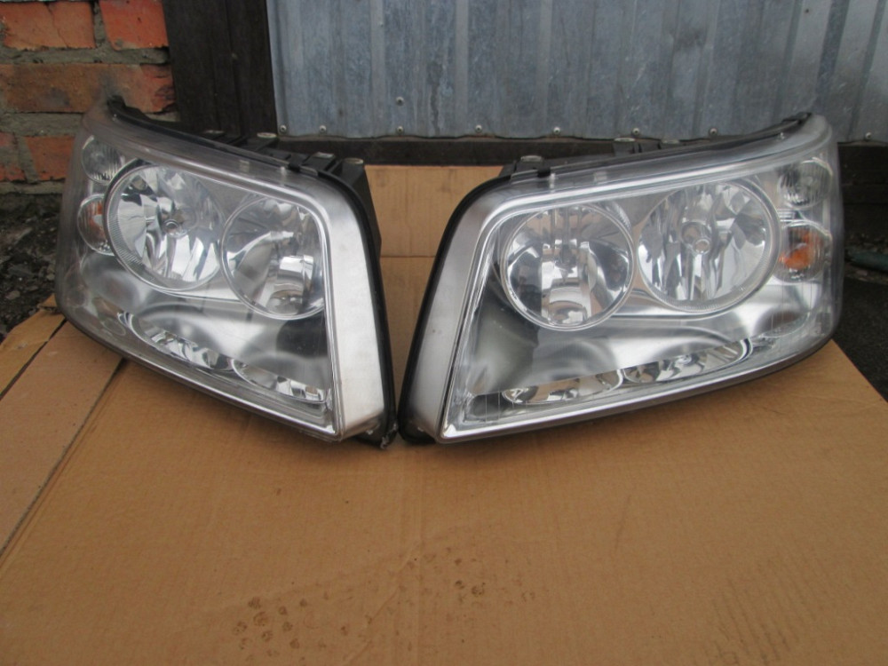 Фара ліва Volkswagen Multivan 2003-2010 Ковель - фото 1