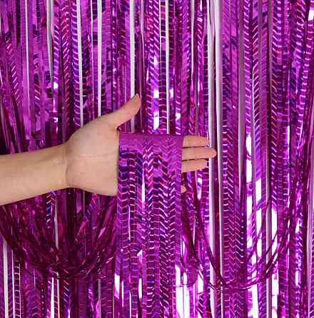 Дождик для фотозоны с блестящей голограммой 2 м на 1 м малиновый Киев