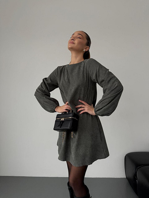 Женское базовое платье свободного кроя с объемными рукавчиками микровельвет Хаки, 46/48 Одесса - изображение 8