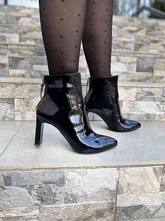 Crisma Черевики жіночі CRISMA чорні шкіра лакована каблук 8 см висота 10 см (0174B/8057/8045) Коломыя