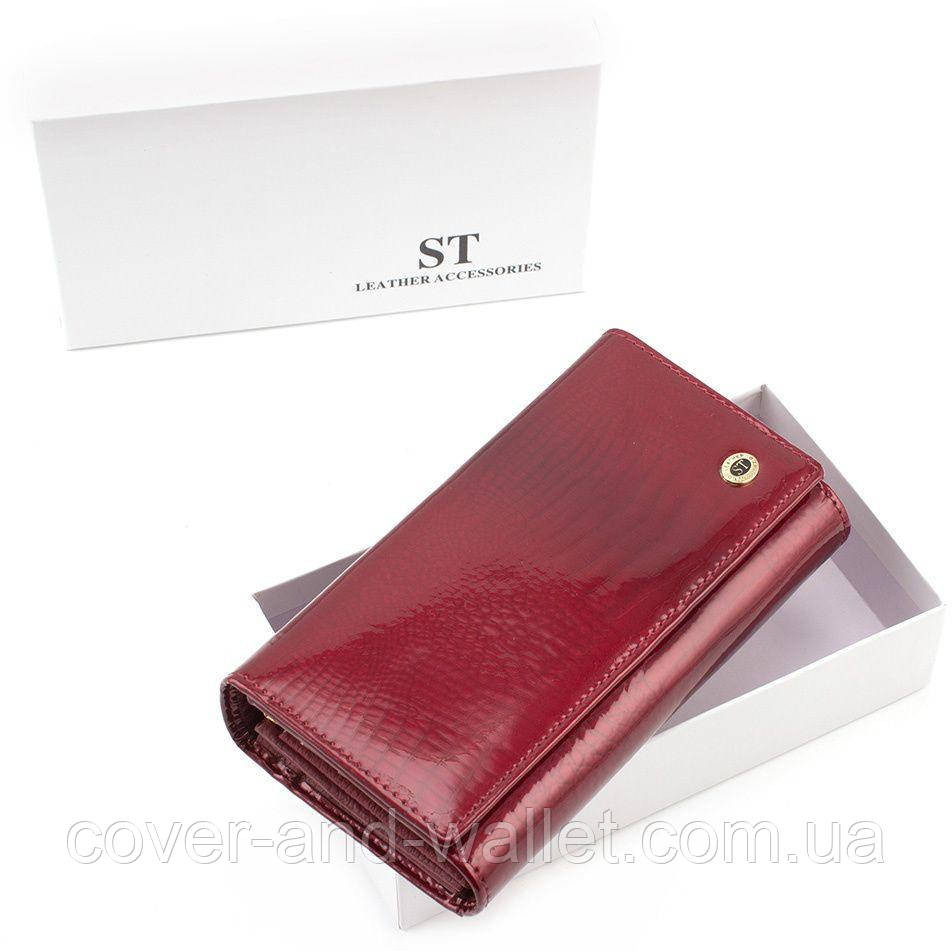 Жіночий червоний лаковий гаманець з візитницею ST Leather S8001 Київ - фото 10