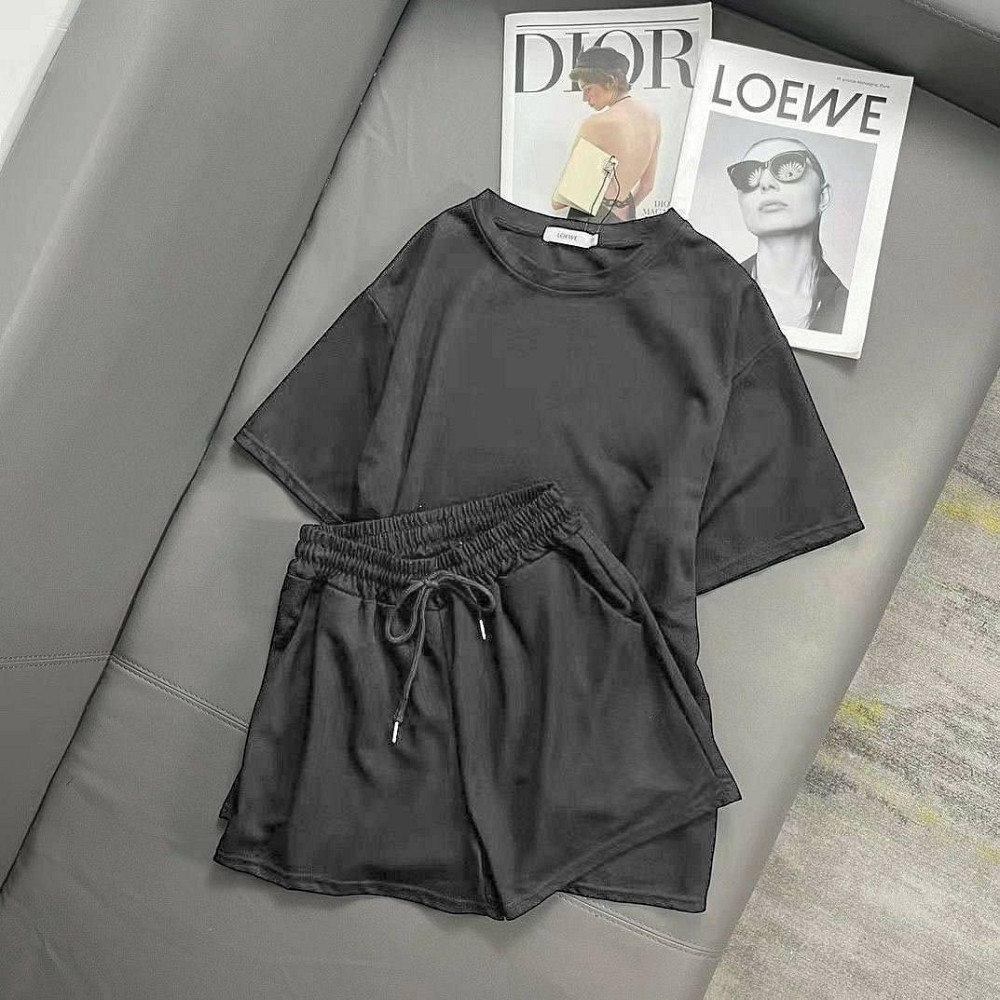 Женский летний базовый костюм двойка: футболка и шорты турецкая двунитка Графит Одесса - изображение 1