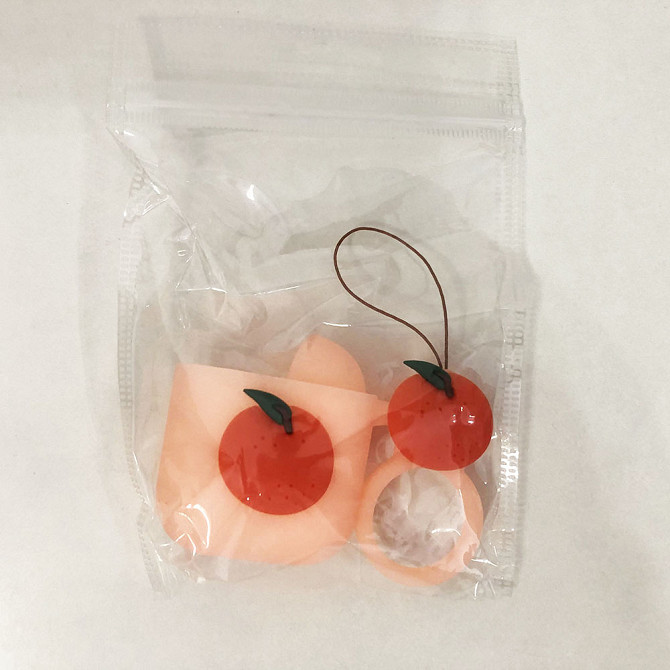 Чехол для Apple AirPods силиконовый оранжевый с персиком PE-44 Львов - изображение 1