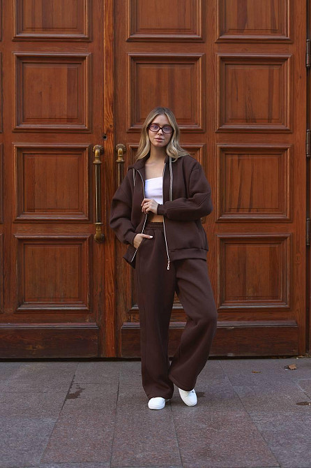 Жіночий прогулянковий теплий костюм: кофта та штани з турецької тринитки на флісі Шоколад Одеса - фото 7