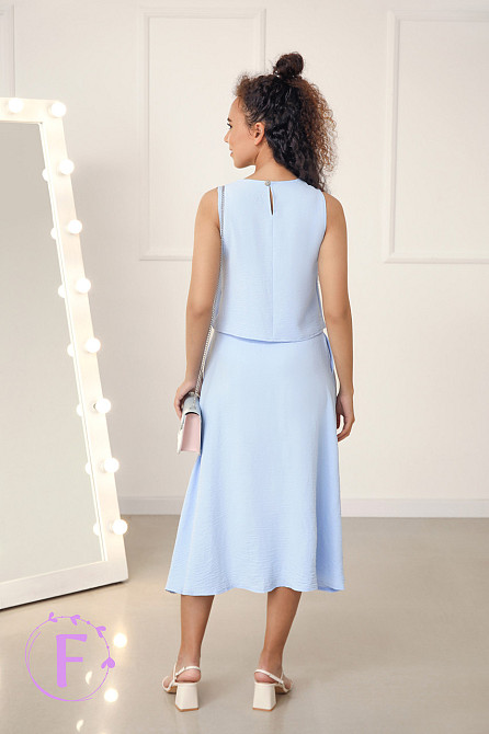 Летний женский костюм с юбкой 