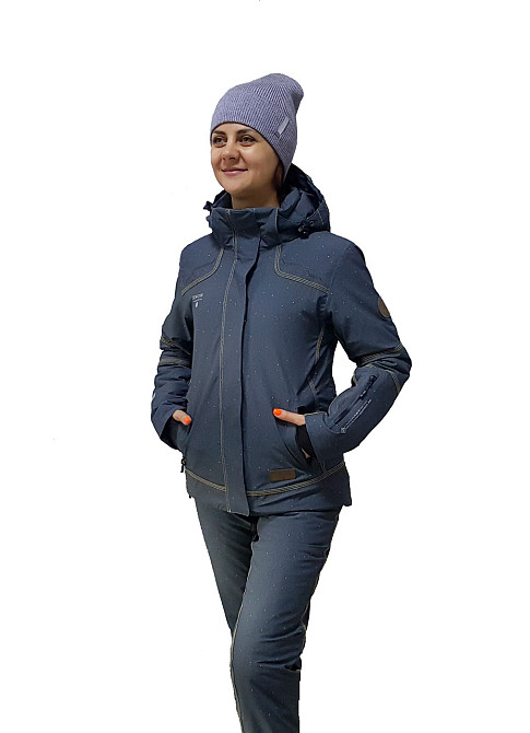 Женский горнолыжный костюм  