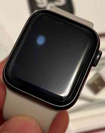Смарт-Часи Apple Watch SE 40mm. 94% Space Gray. Київ